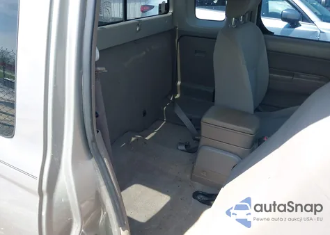 2002 Nissan Frontier Xe-V6 from USA, damaged, VIN 1N6ED26YX2C392129